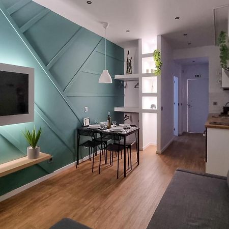 The Jolie - Apartments By The Ocean Порто Мониз Екстериор снимка