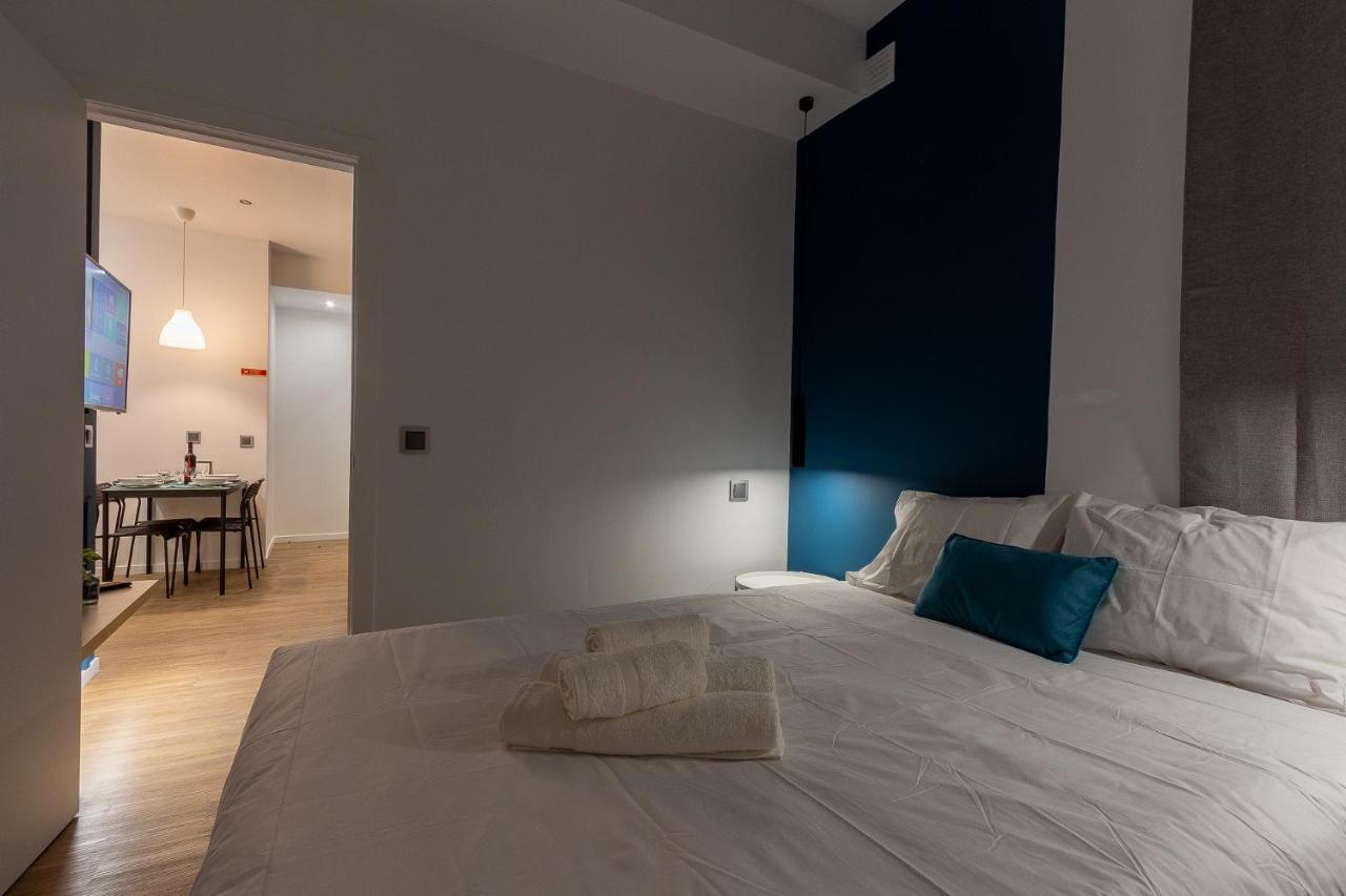 The Jolie - Apartments By The Ocean Порто Мониз Екстериор снимка