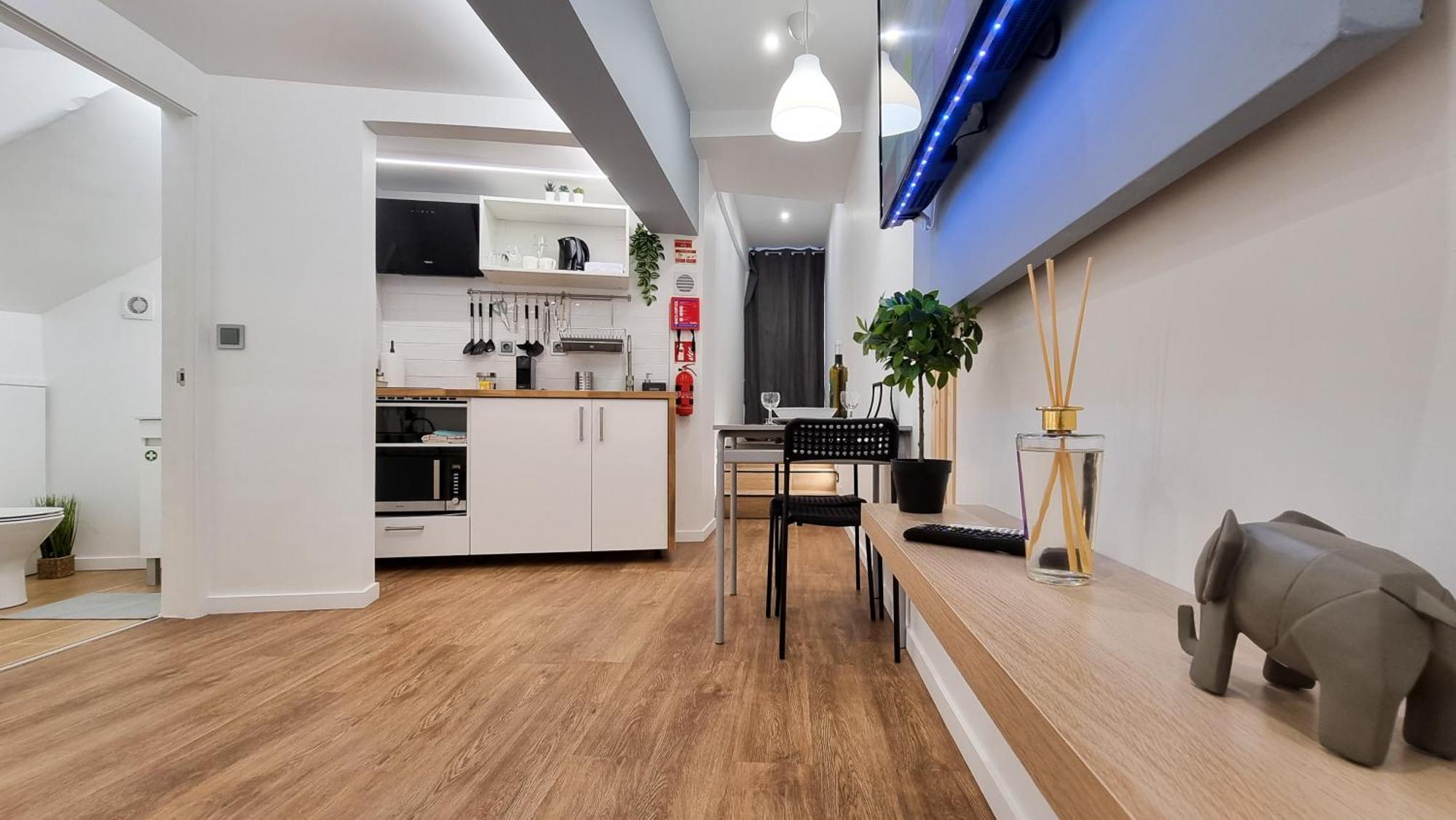 The Jolie - Apartments By The Ocean Порто Мониз Екстериор снимка
